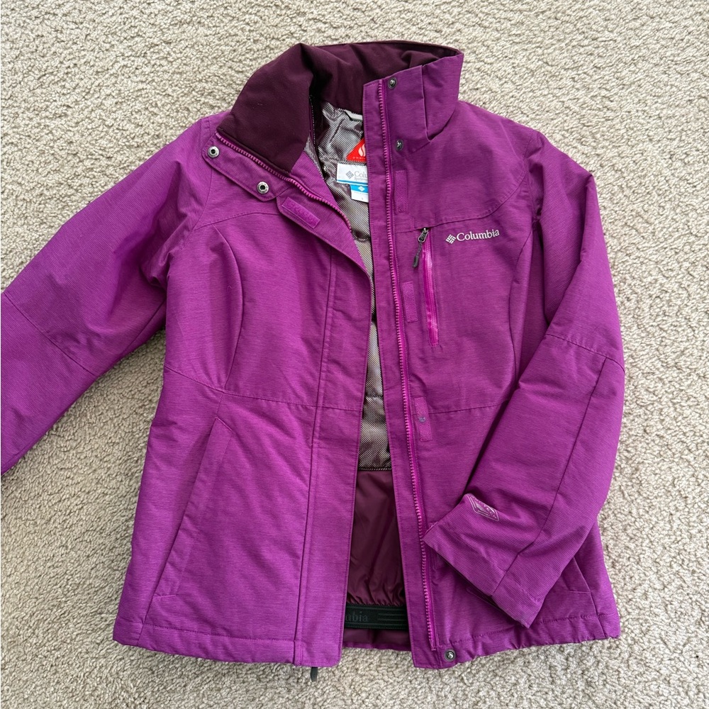 Columbia women's Vibrant Purple jacket